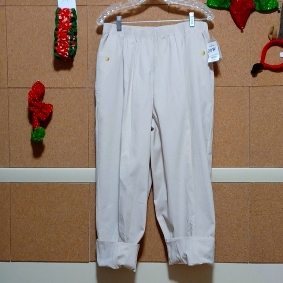 CABIN CREEK WOMENS PANTS SIZE 20W IN A BEAUTIFUL TAN NEW WITH TAGS - Picture 1 of 6